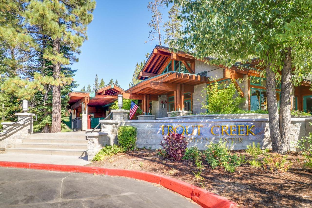 Tastefully-Updated, Classic Tahoe Family Home Truckee Extérieur photo